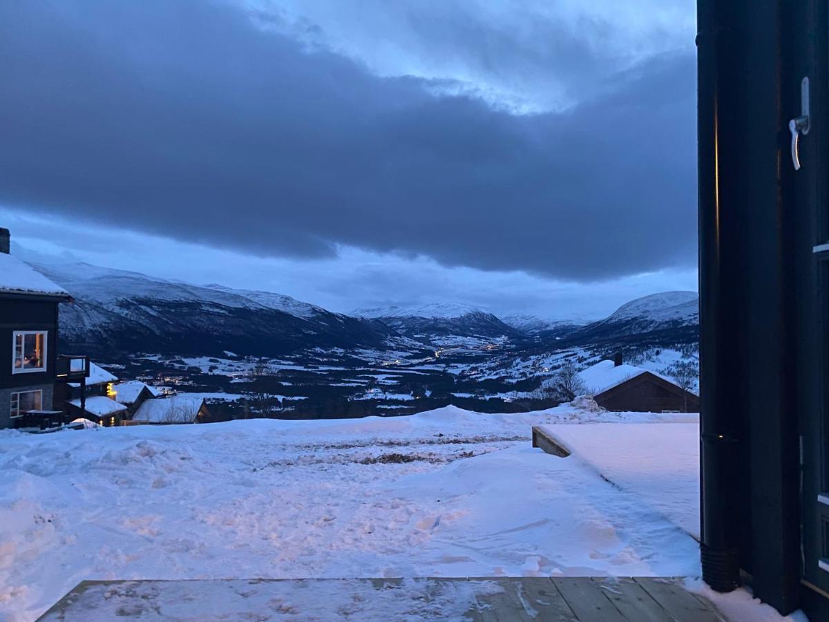 Vangslia, Oppdal. Lekker Leilighet Med Ski Inn/Ski Ut Luaran gambar