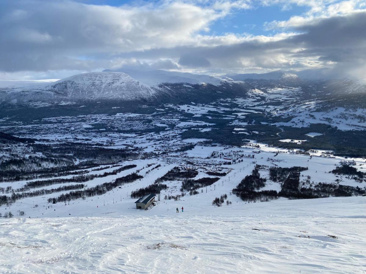Vangslia, Oppdal. Lekker Leilighet Med Ski Inn/Ski Ut Luaran gambar